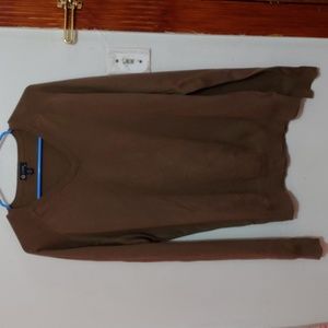 J Crew moss colored v neck sweater in Size XL